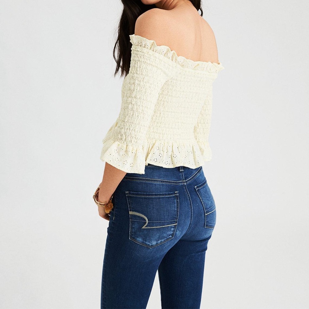 ⭐️NWT AE Smocked Off the Shoulder Top - Picture 2 of 7